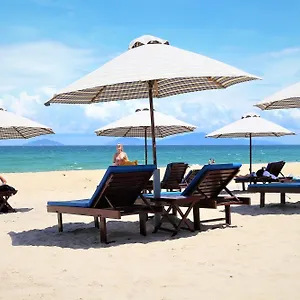 *** Hotel Under The Coconut Tree Vietnam